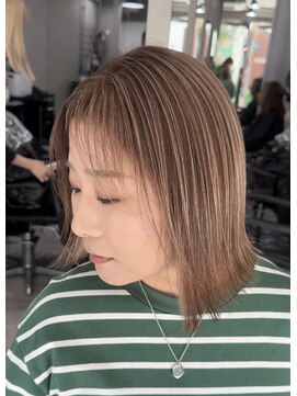 レディアル 大宮(REDEAL ope.) 白髪ぼかしバレイヤージュ/大人女性バレイヤージュ