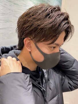 ヨシザワインク プレミアム 横浜 桜木町店(YOSHIZAWA Inc. PREMIUM) マスクに似合うセンターパートアップバング刈り上げなし理容室