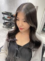 ミミー(mimiiy)&nbsp;韓国ヘア/ワンホンヘア/顔周りカット/大阪梅田美容室
