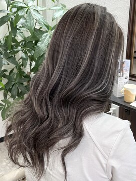 ベルヘアーデザイン 堺東(Belle hair Design) ハイライトレイヤーカットイルミナカラーグレージュ韓国風堺東