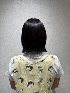 ハイパー(HYPER) 触れたくなる髪。【酸性ストレート】