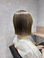 モク(mok)&nbsp;外ハネストレートパツっとボブ