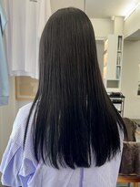 シベル(sibell)&nbsp;黒髪ストレートロングレイヤーミディアム髪質改善ストレートヘア