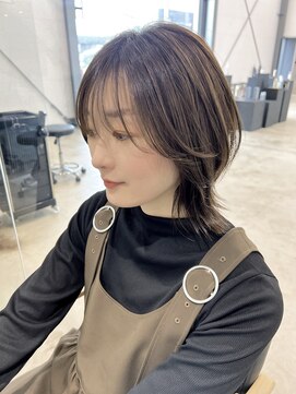 ビーヒアナウ N゜03 金沢駅西店(BE HERE NOW) レイヤーボブ×グレージュ