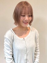 アモレット(amoretto)&nbsp;ボブレイヤー 顔周りカット ハイトーン ベージュ くびれヘア
