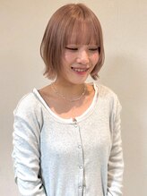 アモレット(amoretto)&nbsp;ボブレイヤー 顔周りカット ハイトーン ベージュ くびれヘア