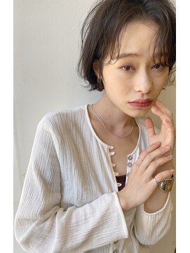 イル(il) 動きのあるボブ