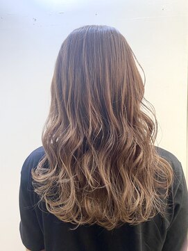 ロイド(Royd.) パープルアッシュ 新宿御苑前美容室