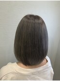 シルバーグレージュボブ