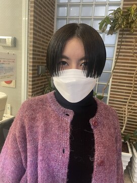 デイジー(Daisy) 天神/大名/ショート/ラインショート/ダークグレー