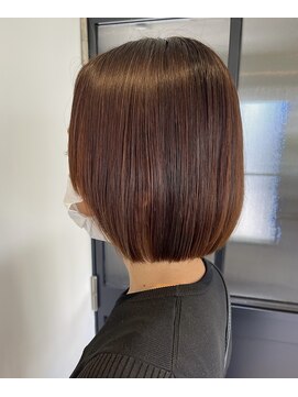 ユーリ(JUURI) ボブの酸性ストレート