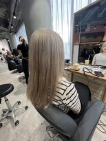 リーオオサカ(Lee Osaka) ホワイトベージュ×東芽生