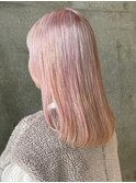 ホワイトピンク　ペールピンク　セミロング　レイヤー