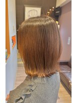 ワイボンドヘアー(Y bond hair)&nbsp;ツヤブラウン×外ハネミディアム