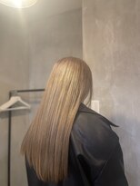 ブロッシー(blossy.)&nbsp;ミルクティーベージュ