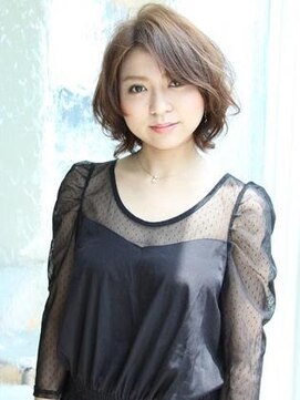 エムスラッシュ ストリートマーケット スマートサロン センター北(M.SLASH) 【M.SLASH】ひし形フォルムの美人顔ミディ