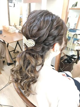 ロカット サロン(Roquat Salon) ローポニー結婚式アレンジ【ヘアアレンジ  立川/立川南/八王子】