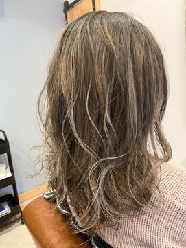 エルモ(ELMO) ELMOのバレイヤージュ/エアータッチ