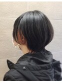 インナーカラー×マッシュショート 石黒聡子