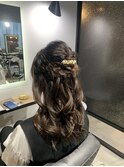 華やかハーフアップアレンジ