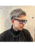 ブリーチシルバーカラーバレイヤージュ短髪フェードバーバー