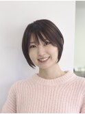 30代40代50代耳かけショート前髪なしハンサムショート白髪ぼかし