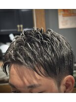 メンズショート　ビジネス　刈り上げ　バーバー　フェード