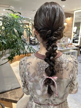 スポット(SPOT) 編みおろしヘア