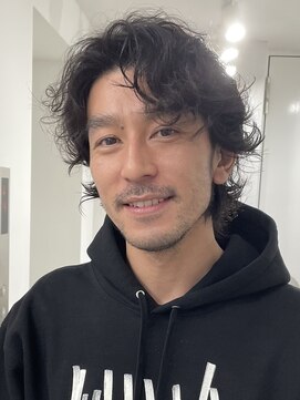 インセプション 銀座(INCEPTION) センターパート/スペインカールニュアンスパーマ/ダークアッシュ