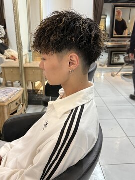 アイズ 海老名(AIZU) ツイストスパイラルパーマ メンズパーマ メンズサロン 海老名