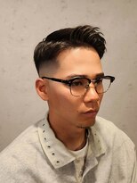 ワンワンオー バーバーショップ 長浜店(@110 BARBER SHOP) クラシック・サイドパート × スキンフェード