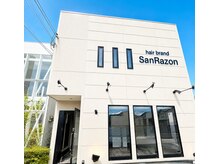 サンラゾン(SanRazon)の雰囲気（駐車場3台分完備。運転が苦手な方も停めやすい。）