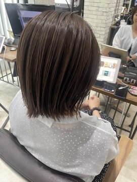 フェリア 渋谷(Feria) 【Feria 渋谷】暖色残留打ち消し×アッシュブラウン "Tsuyuki"