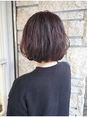 柔らかいボブスタイル