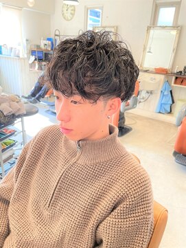 アンティコ(Antico) ツイストスパイラルマッシュモテ髪フェード流行ミディアム束感