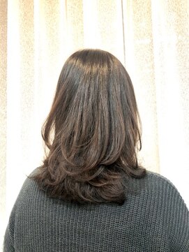 クオリス 上福岡店(QUALIS) 30代40代50代/レイヤーカット/ワンカール/デジタルパーマ/小顔/