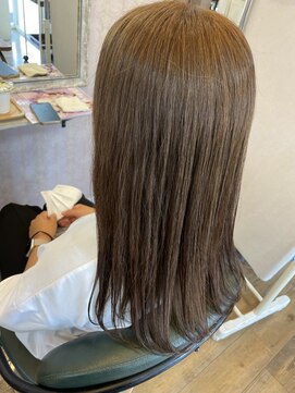 ハグエヴェック(HUG AVEC) ベージュカラー