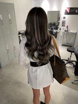 キング 高槻(K!ng) 縮毛矯正髪質改善ハイライトレイヤーカット高槻美容室エクステ