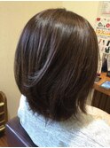 透明感ダークグレージュ大人可愛いひし形小顔ボブスタイル