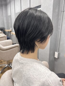 エクレア 岡山イオン前ハレまち通り(eclair.) ショートウルフ