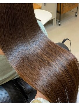 ツヤと髪 クリム(crim) 髪質改善ヘアエステ 30代、40代、50代