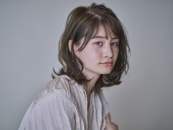 カーリィ(Karly)の写真/秋は艶やか＆ふんわり髪でおしゃれ度UP。柔らかな動きをプラスするあなたに合ったケアパーマをご提案♪