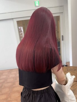 ジュイル シブヤ(JEWIL SHIBUYA) 人気のボルドーカラー!