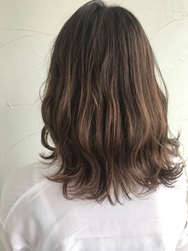 リー 甲子園(Lee) ミディアムラフカール