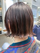 テトヘアー(teto hair) 切りっぱなしボブ、ピンクベージュ、ワイドバング