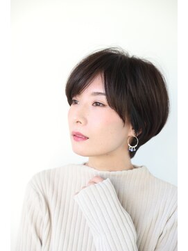 エクリ 麻布十番(equri) 30,40代にオススメの大人の丸みショート