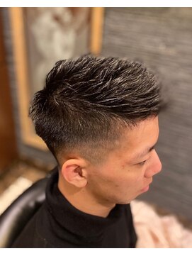 ヒロギンザ 新橋日比谷口店(HIRO GINZA) スパイキービジネスフェード　新橋　理容室　床屋　日比谷