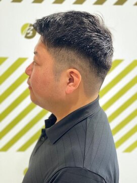 バーバーバー 四谷(BARBER-BAR) 大人の刈り上げスタイル