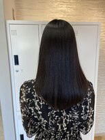 トゥーリ 藤崎店(tuuli)&nbsp;高畠弘輝、艶髪、ブルーブラック