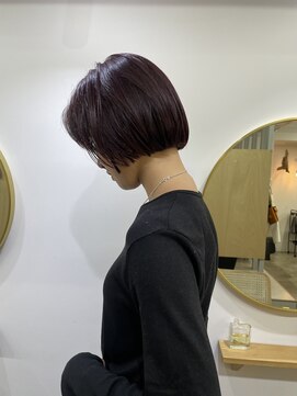 アル 心斎橋(alu) ワインレッド×ミニボブ